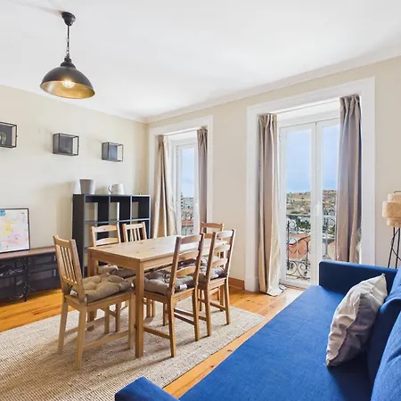 2br W/ Terrace & Castle Sao Jorge Views - Alfama | By Airnest Lägenhet Lisboa